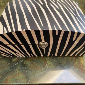 Zebra Box
